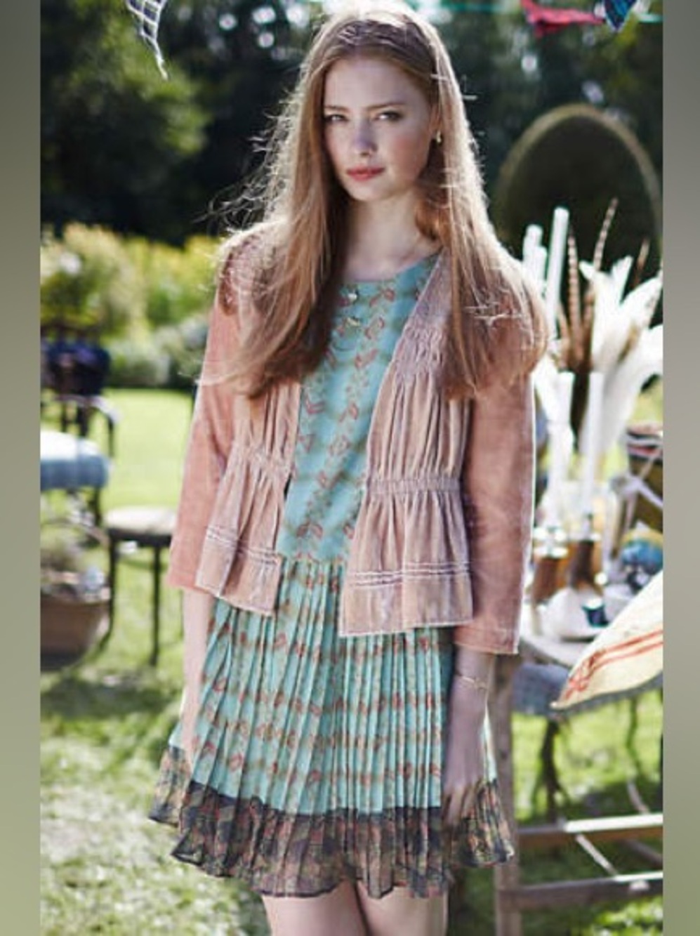 Anthropologie Lavand. Minted Meadow
Pleated Blouson Dress - Size Small (6)